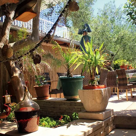 Apartman By The Sea Hvar - 10430 Hvar Town