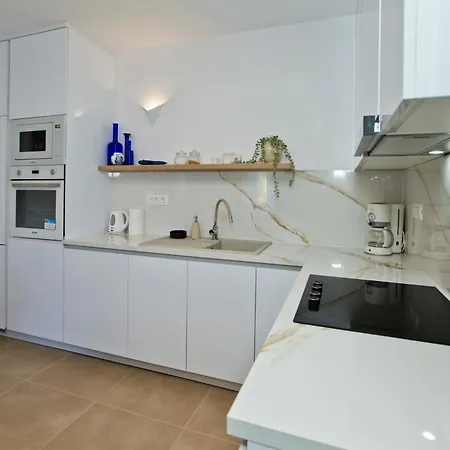 Apartment By The Sea Hvar - 10430