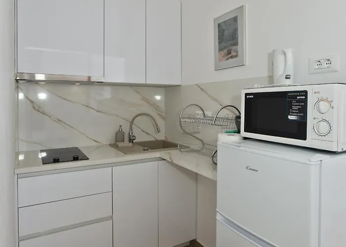 Appartamento By The Sea Hvar - 10430